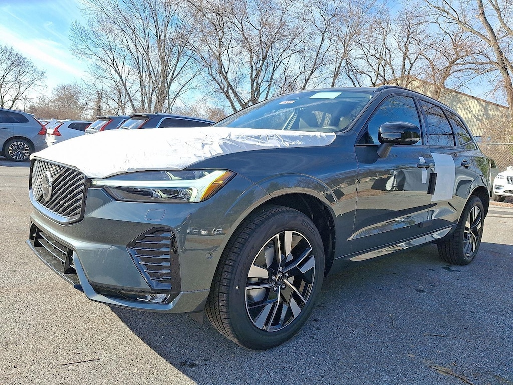 New 2026 Volvo XC60 B5 Plus SUV