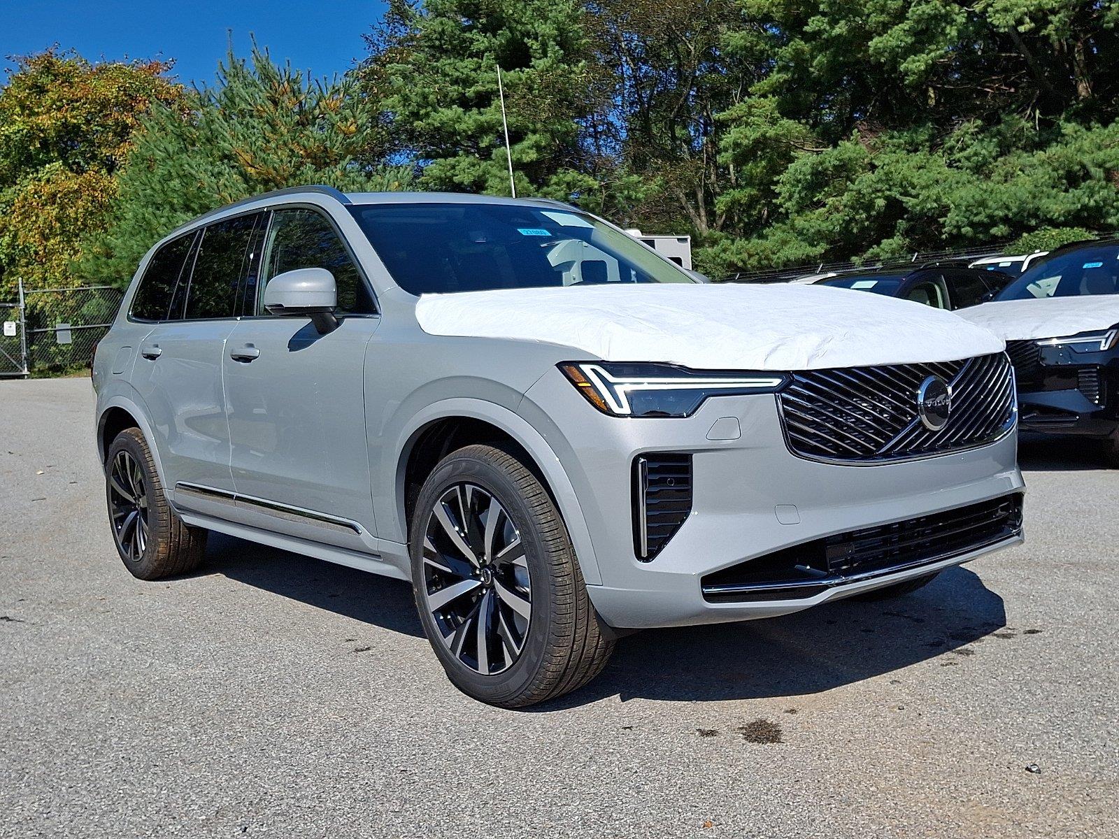 2027 Volvo XC90 B5 Core AWD SUV