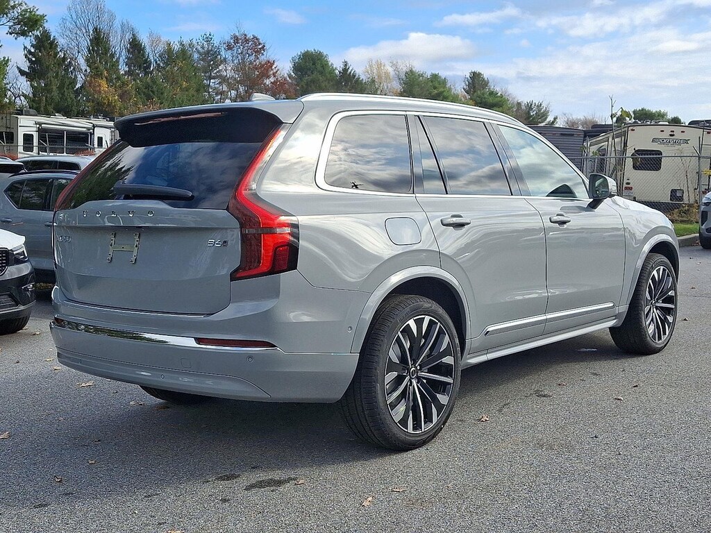 New 2026 Volvo XC90 B6 Plus 7-Seater SUV