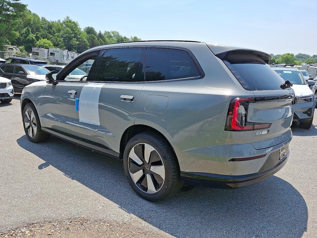 New 2025 Volvo EX90 Twin Motor Plus 7-Seater SUV