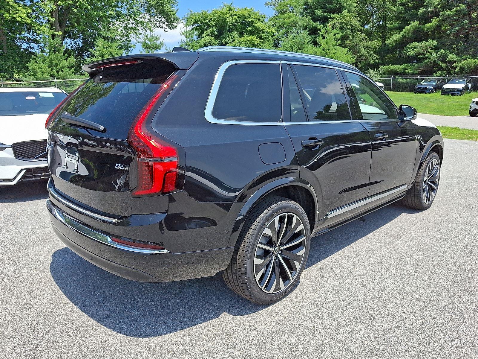 2026 Volvo XC90 Plus photo 4