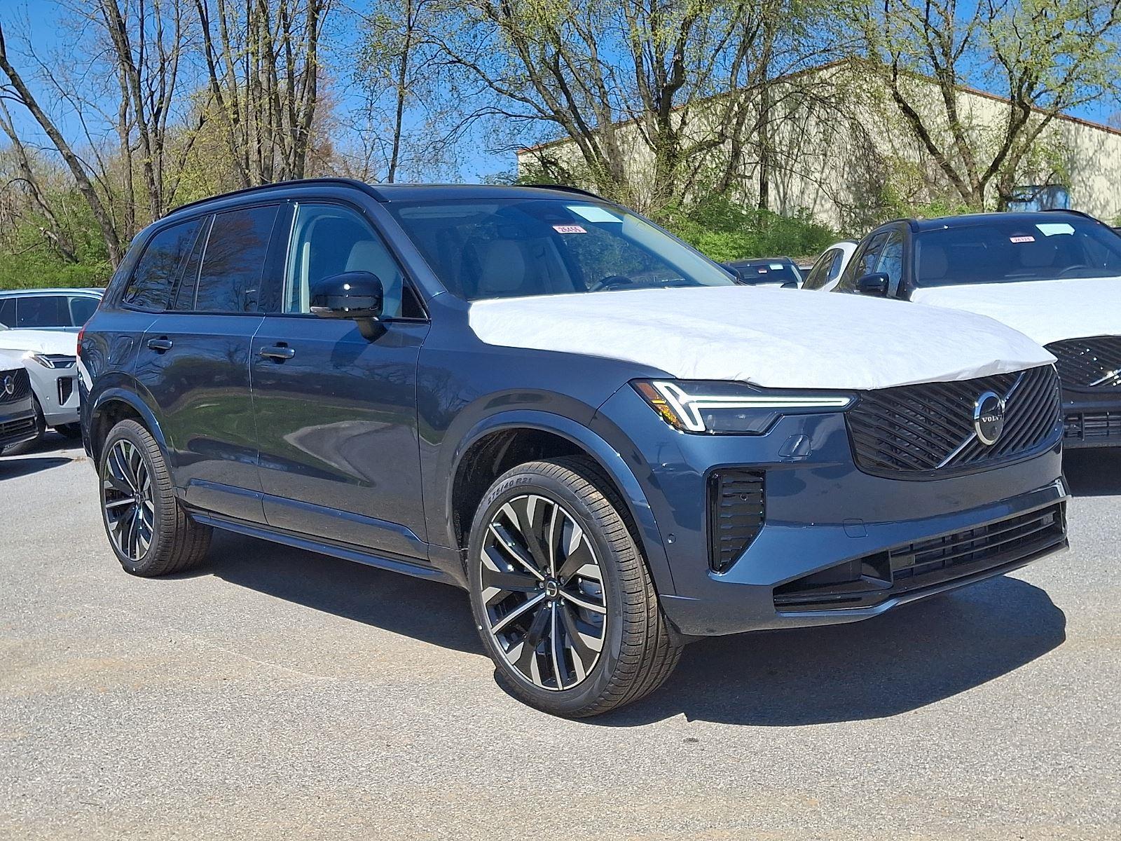 2026 Volvo XC90 plug-in hybrid