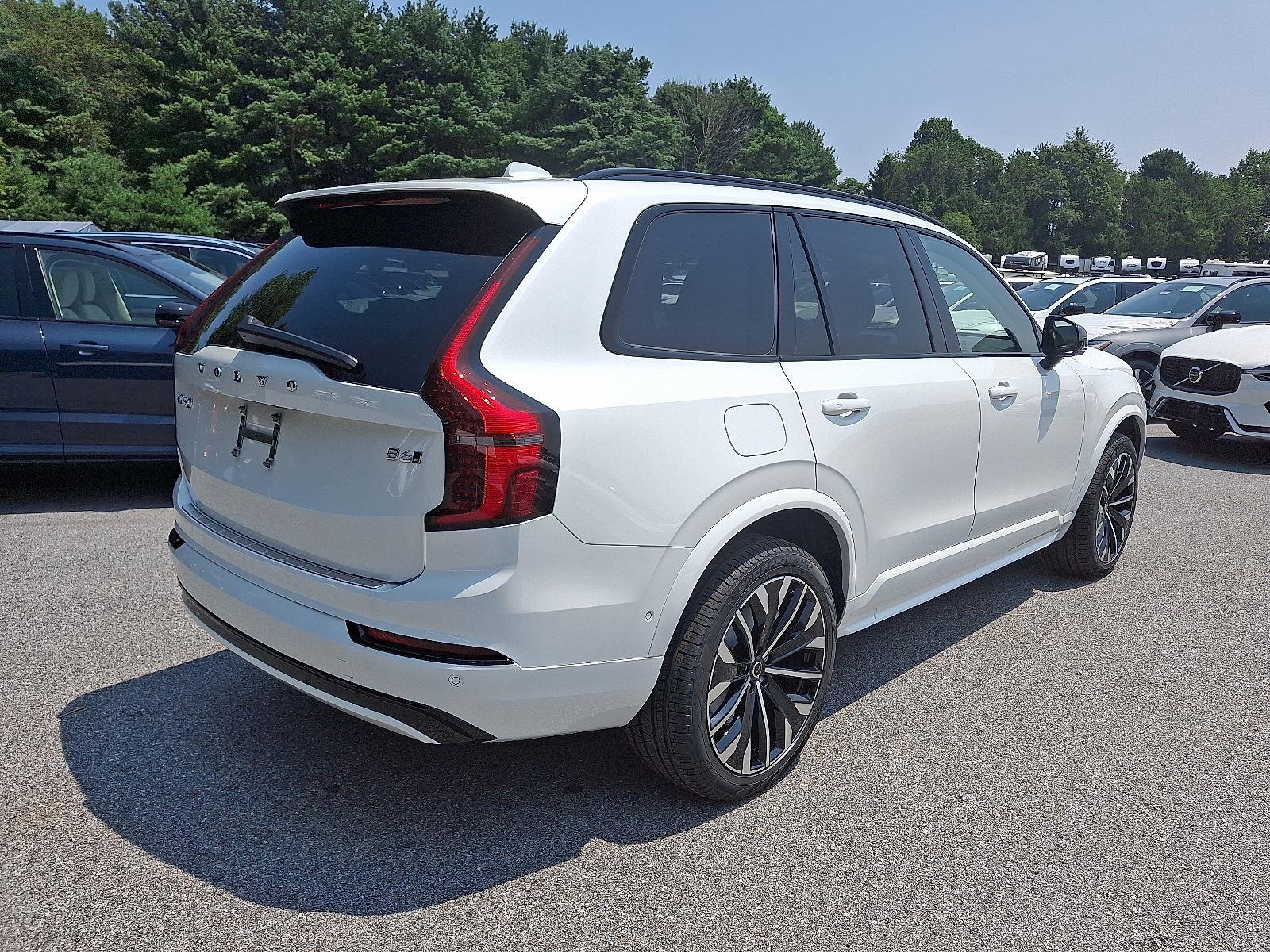 2026 Volvo XC90 photo 4