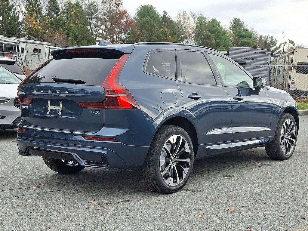 New 2026 Volvo XC60 B5 Plus SUV