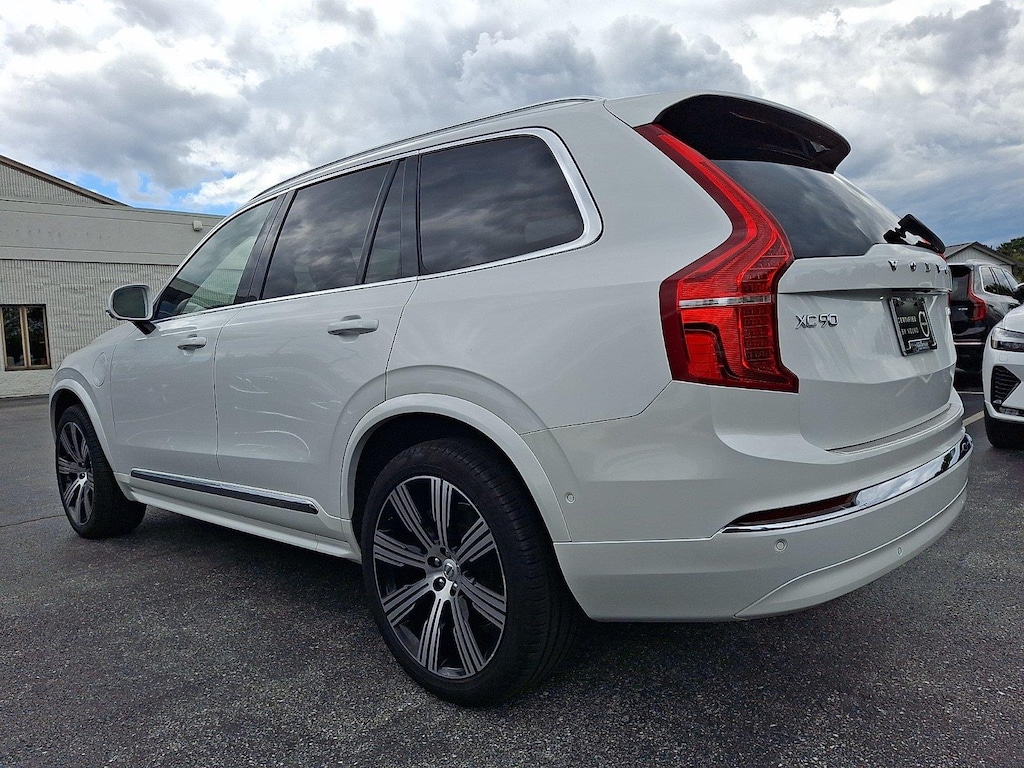 Certified 2025 Volvo XC90 Plug-In Hybrid Ultra SUV
