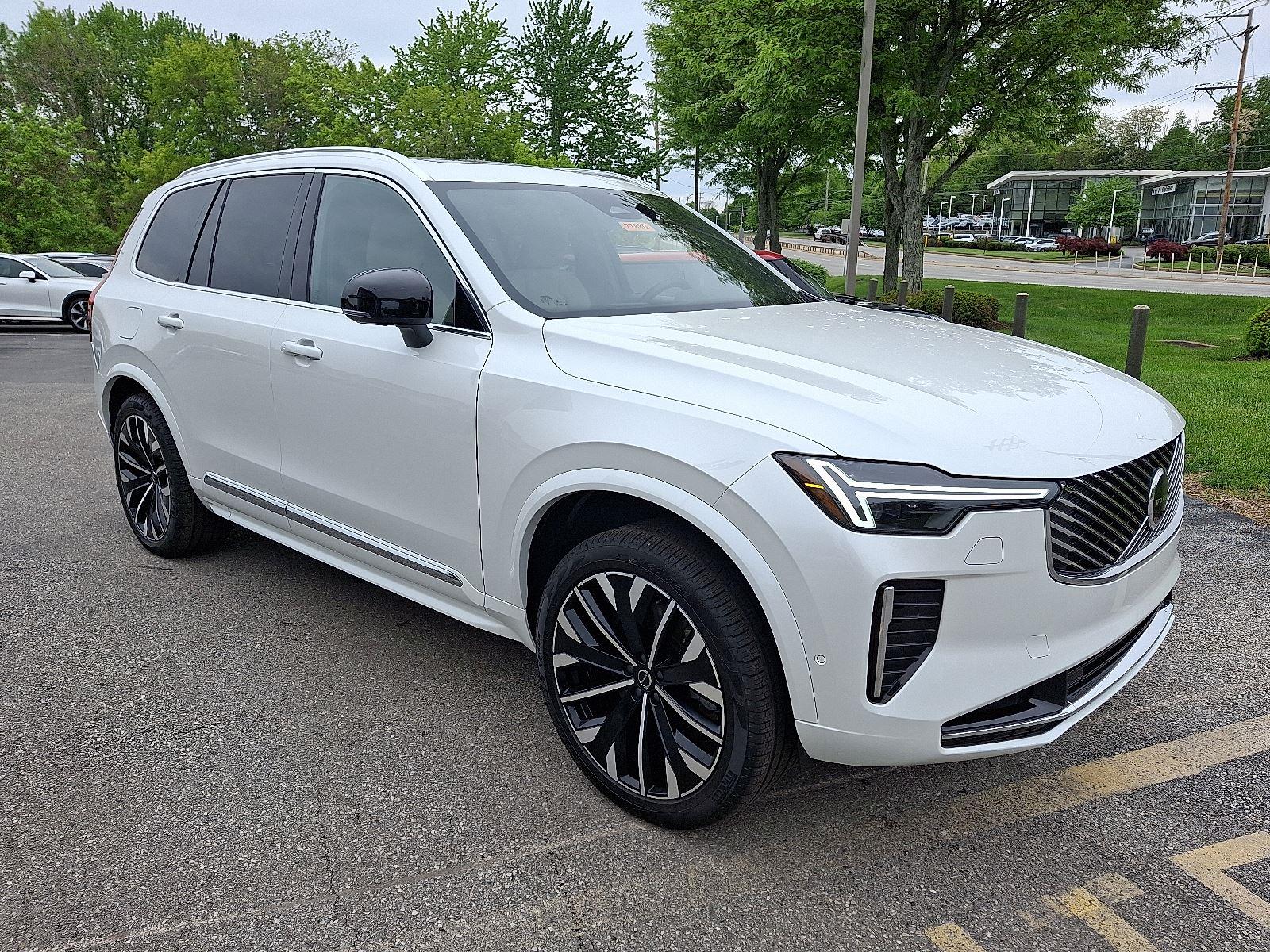 2025 Volvo XC90 T8 Recharge Plus Bright 7-Seat 4WD's photo