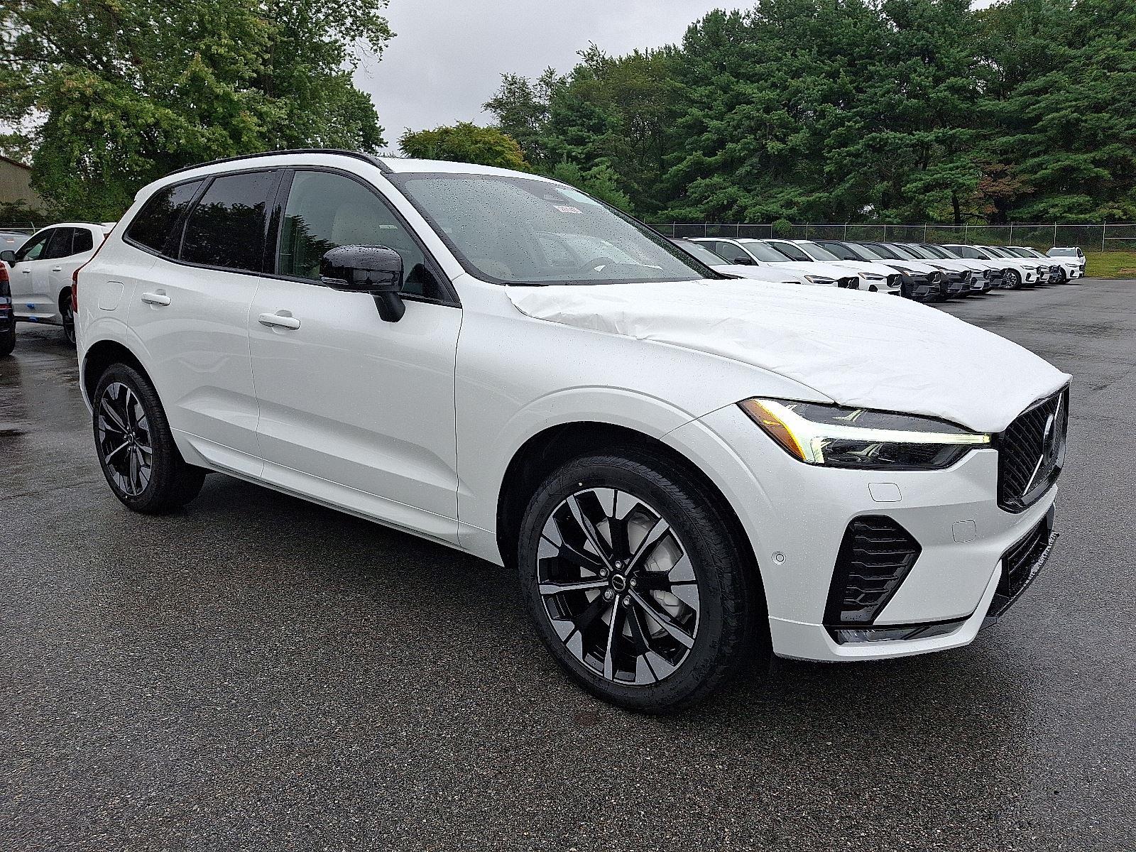 2026 Volvo XC60 Plus's photo