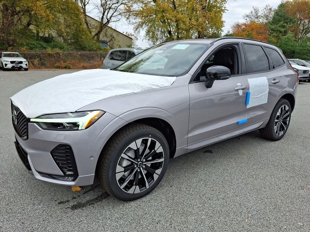 New 2026 Volvo XC60 B5 Plus SUV