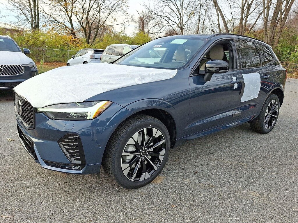 New 2026 Volvo XC60 B5 Plus SUV