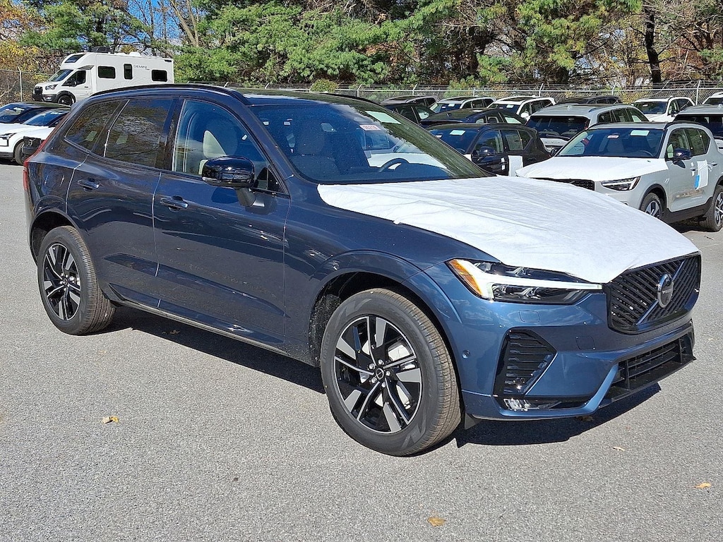 New 2026 Volvo XC60 B5 Plus SUV