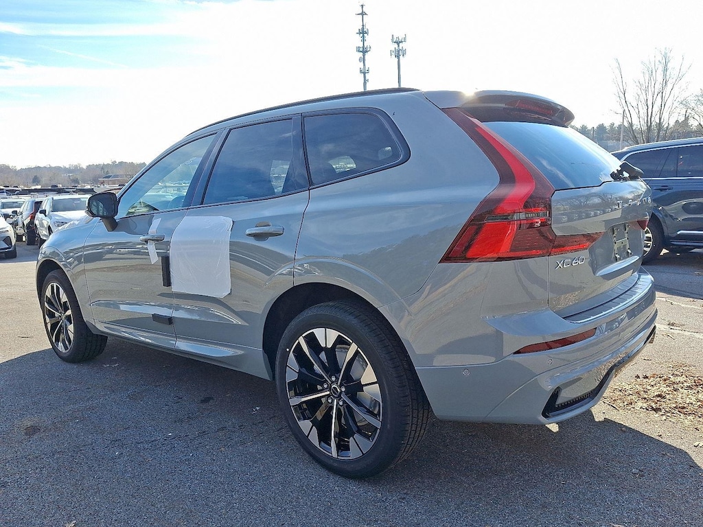 New 2026 Volvo XC60 B5 Plus SUV