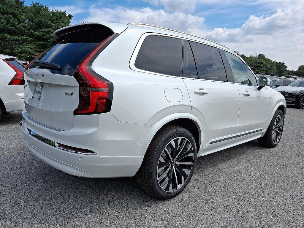 New 2026 Volvo XC90 B6 Plus 7-Seater SUV