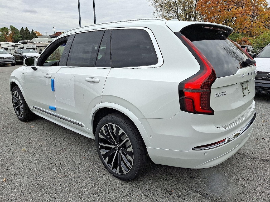 New 2026 Volvo XC90 plug-in hybrid T8 Plus 7-Seater SUV
