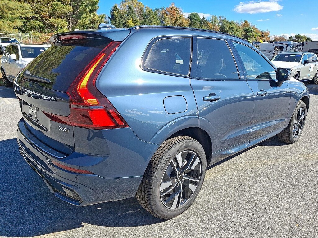 New 2026 Volvo XC60 B5 Plus SUV
