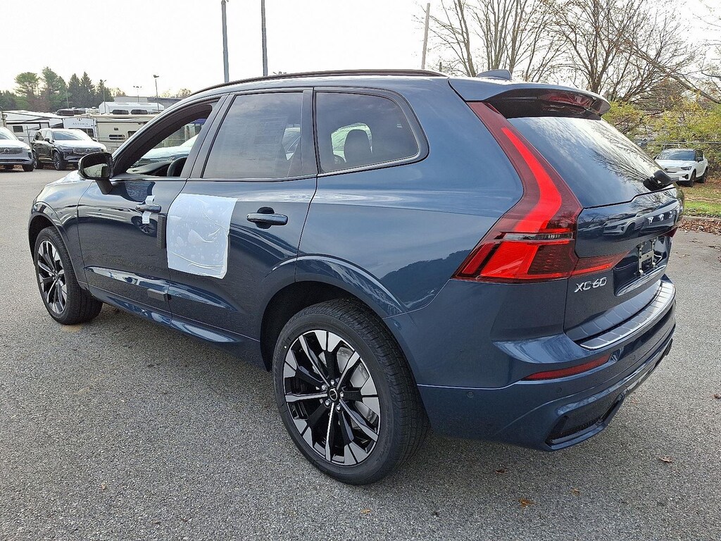 New 2026 Volvo XC60 B5 Plus SUV