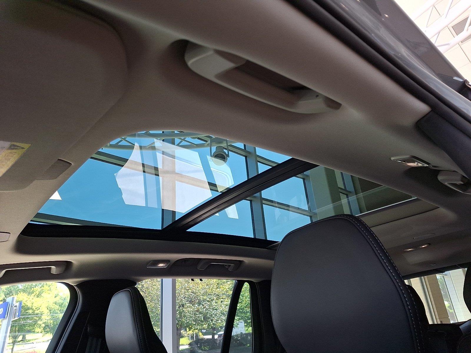2026 Volvo XC90 Ultra - Photo 10