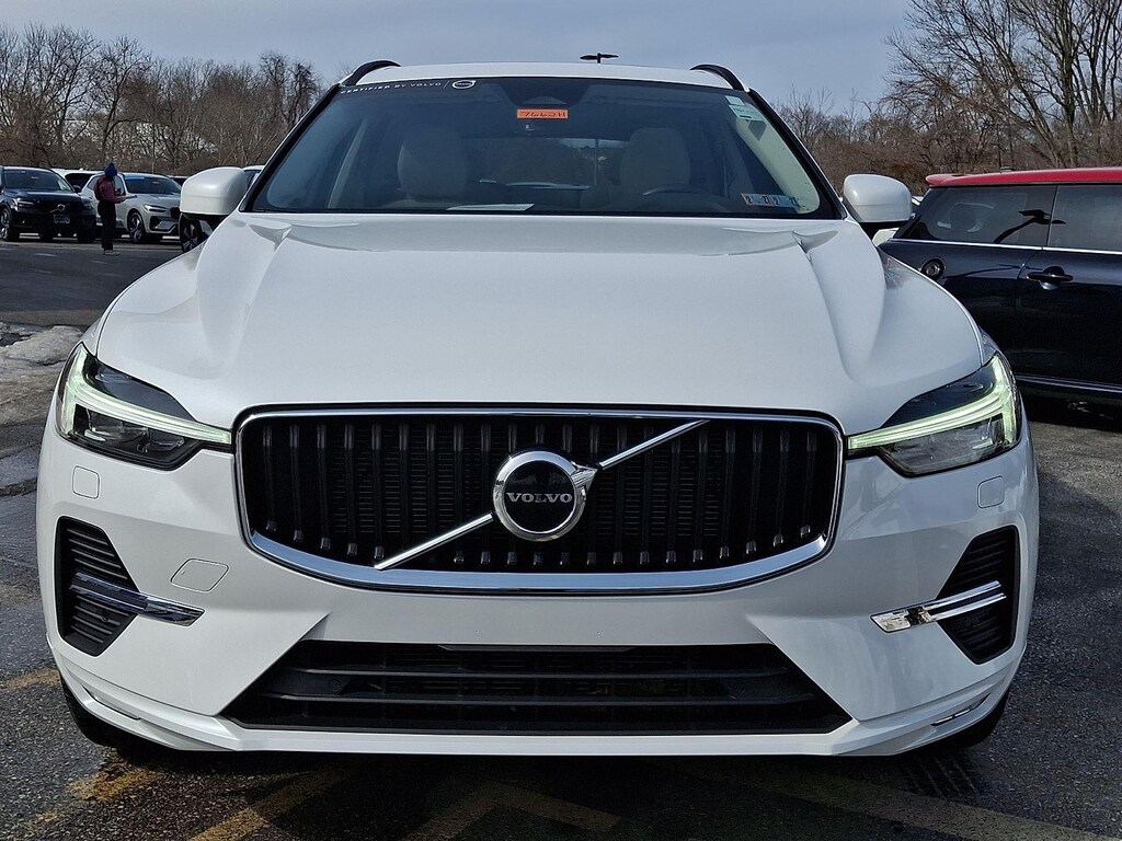 Certified 2022 Volvo XC60 Momentum SUV