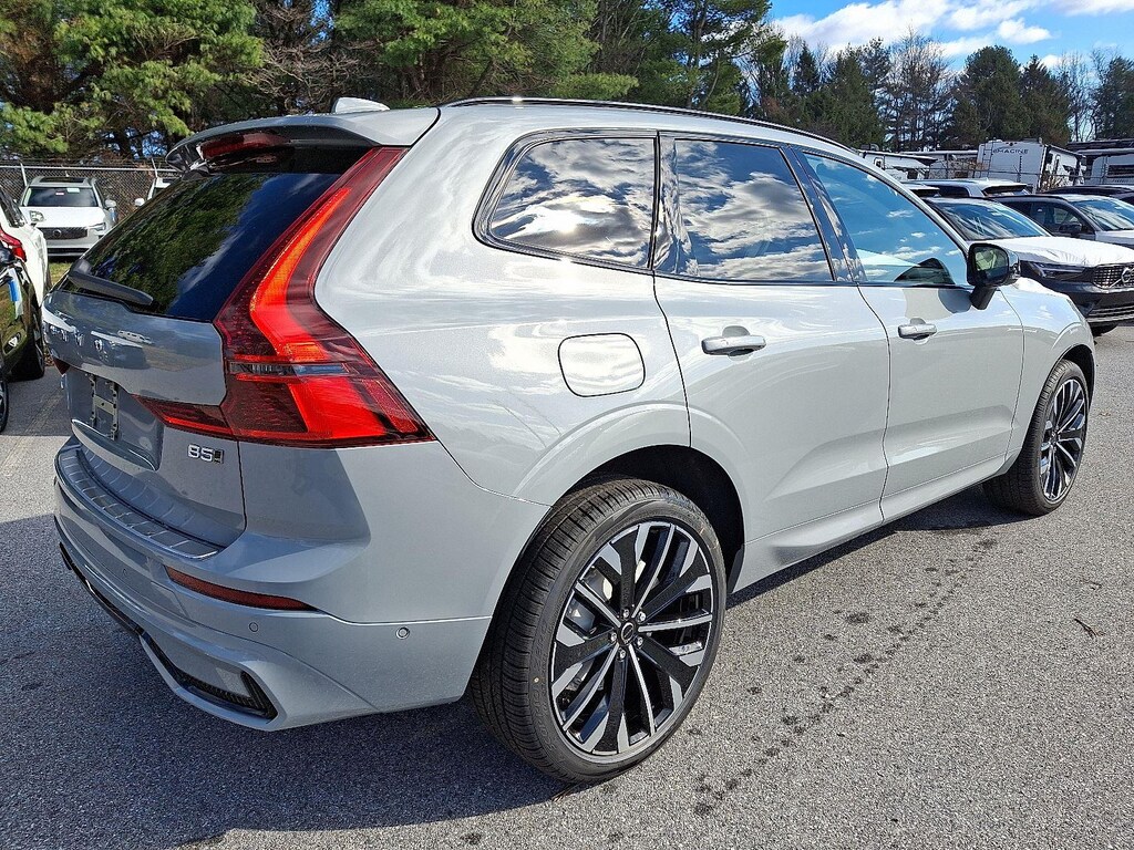 New 2026 Volvo XC60 B5 Ultra SUV