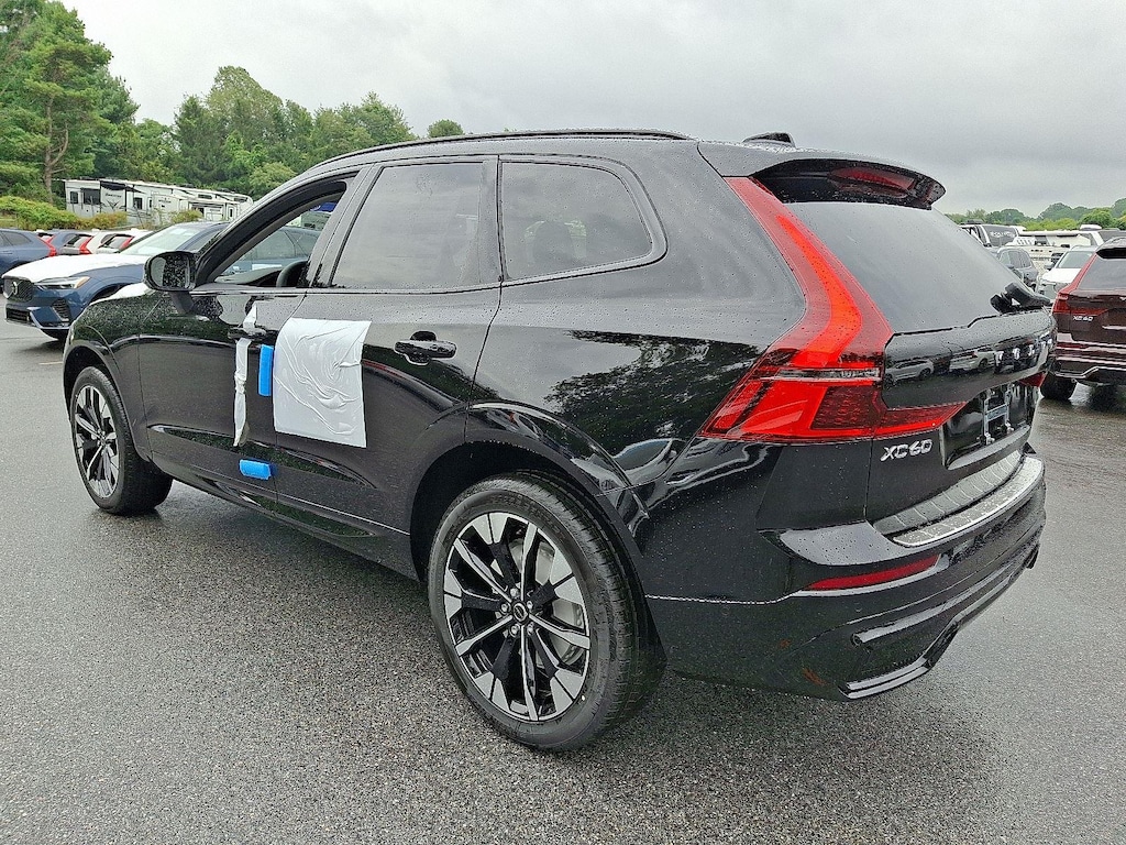 New 2026 Volvo XC60 B5 Plus SUV