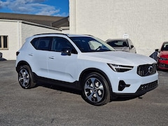 2026 Volvo XC40 B5 Plus AWD SUV