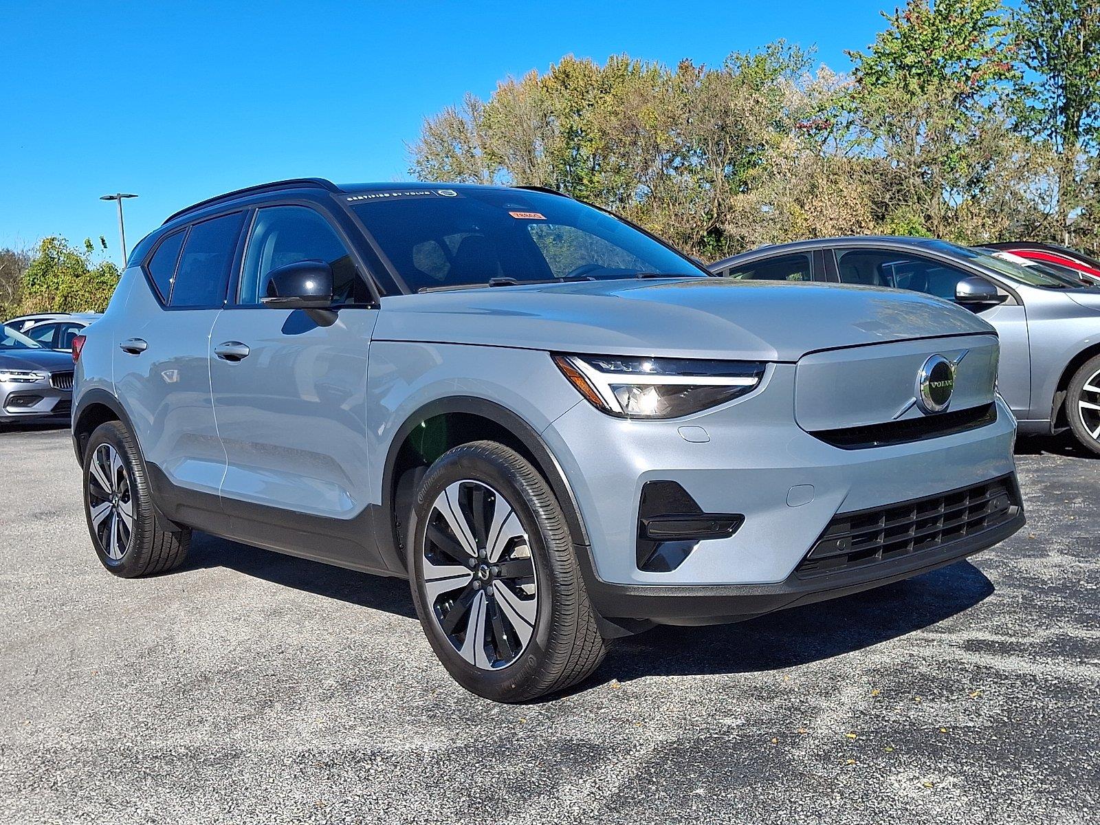 2023 Volvo XC40