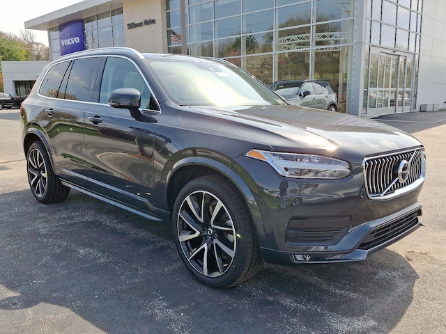 2022 Volvo XC90 T6 AWD Momentum 6-Passenger SUV