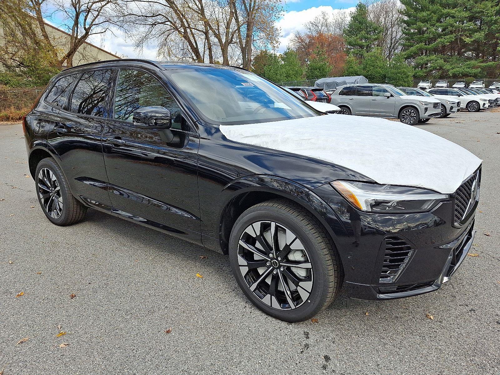 2026 Volvo XC60 Plus's photo