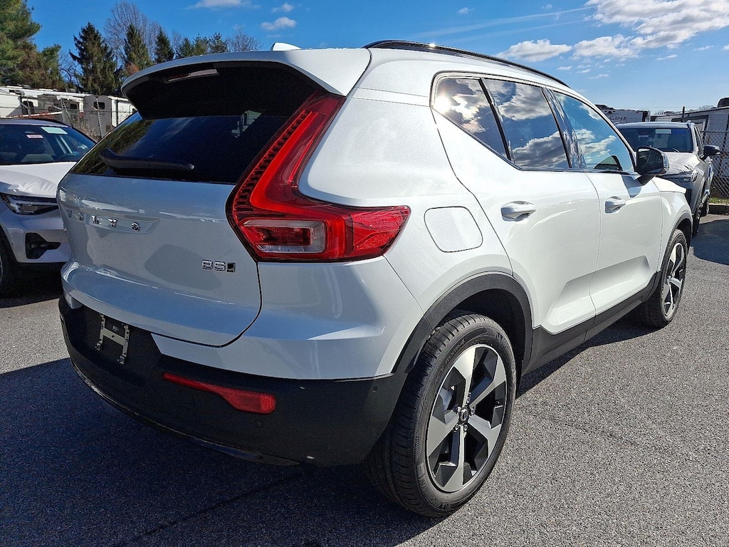 New 2026 Volvo XC40 B5 Plus SUV