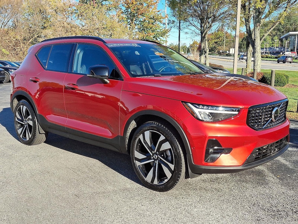 Certified 2023 Volvo XC40 Plus Dark Theme SUV