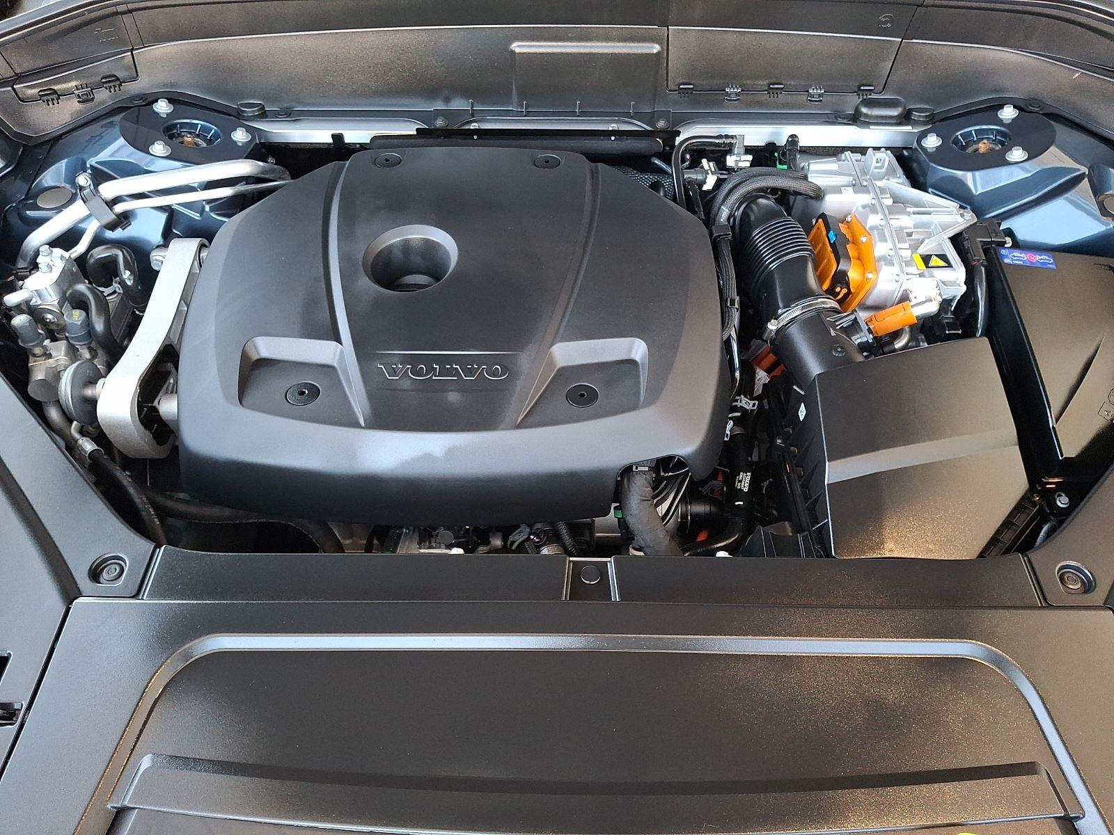 2026 Volvo XC90 Plus - Photo 29