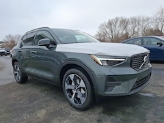 2026 Volvo XC40