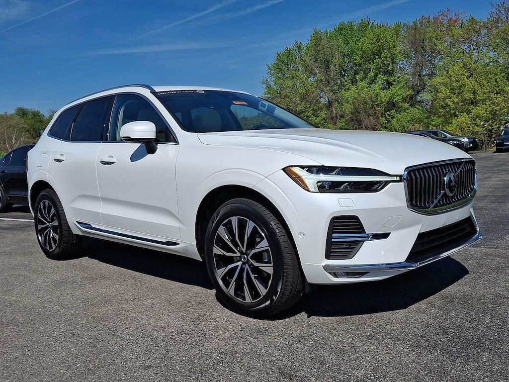 Certified 2023 Volvo XC60 Plus Bright Theme SUV