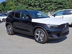 2026 Volvo XC40 B5 Plus AWD SUV