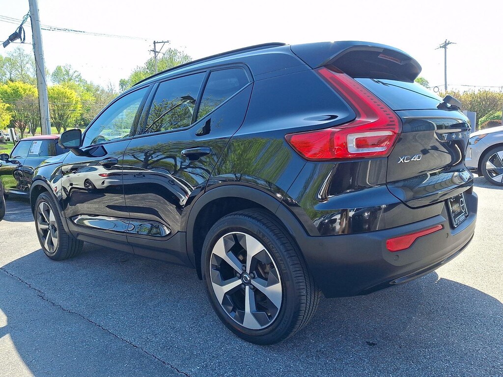 Certified 2024 Volvo XC40 Plus Dark Theme SUV
