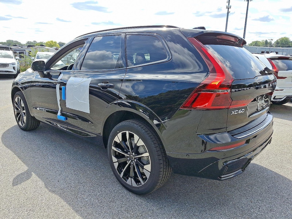 New 2026 Volvo XC60 B5 Plus SUV