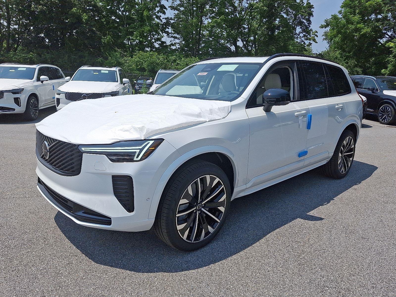 2026 Volvo XC90 photo 2