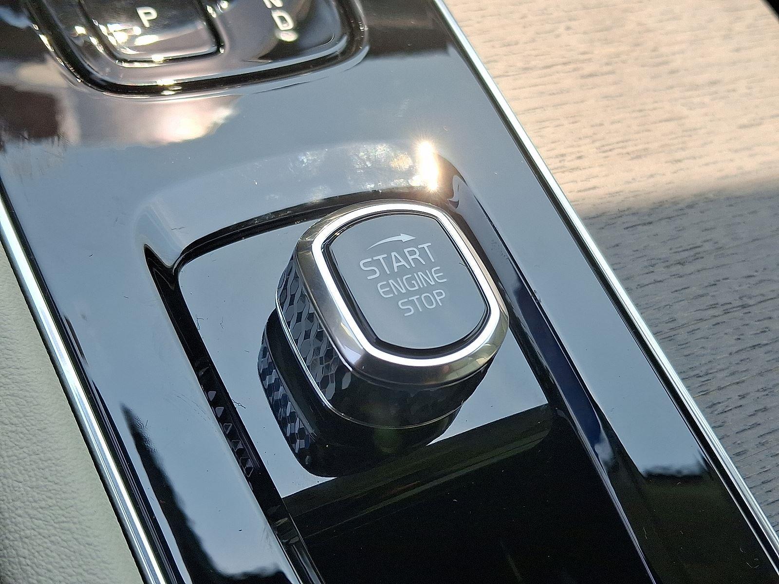 2026 Volvo XC90 Ultra - Photo 15