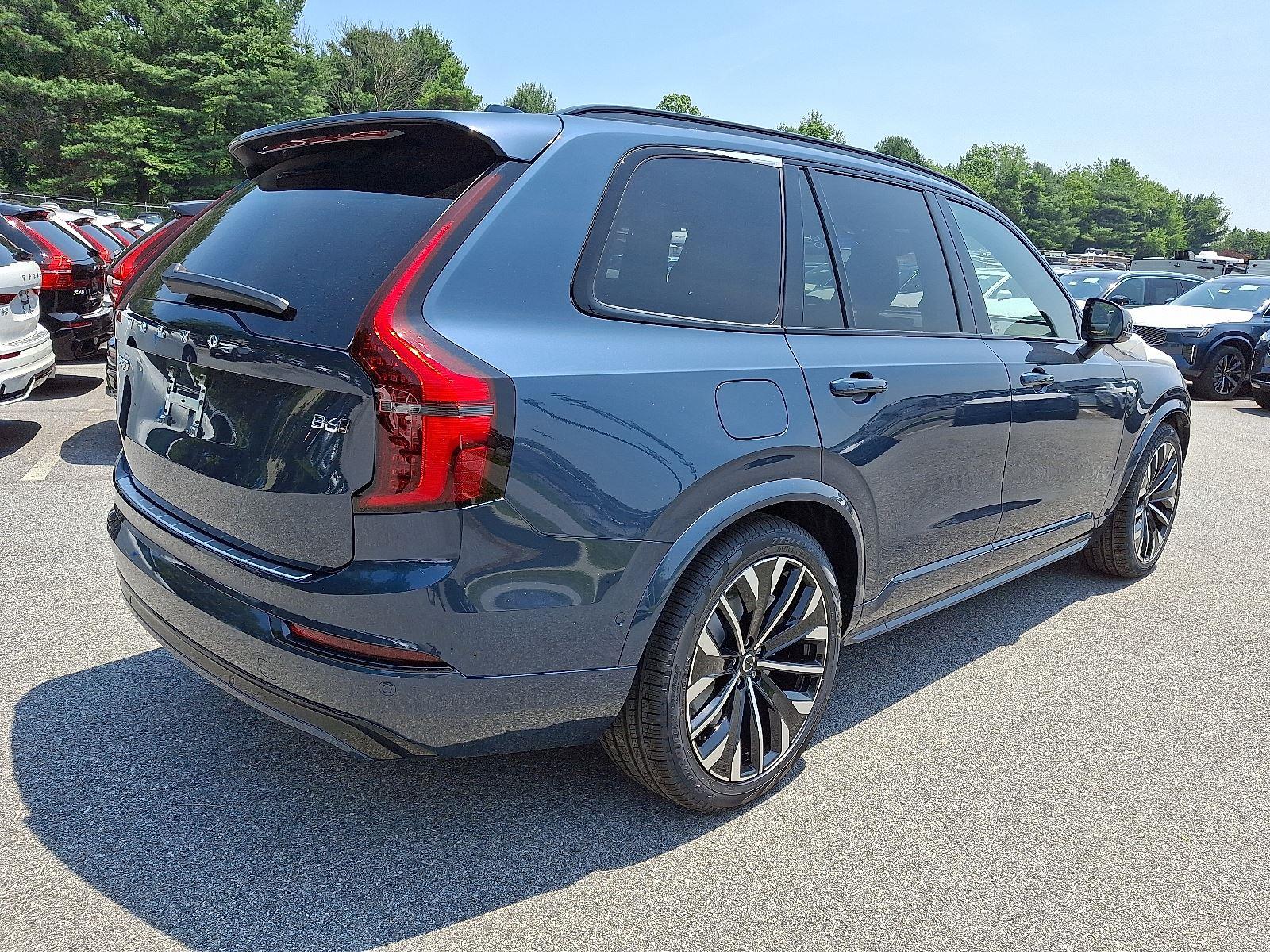 2026 Volvo XC90 photo 3