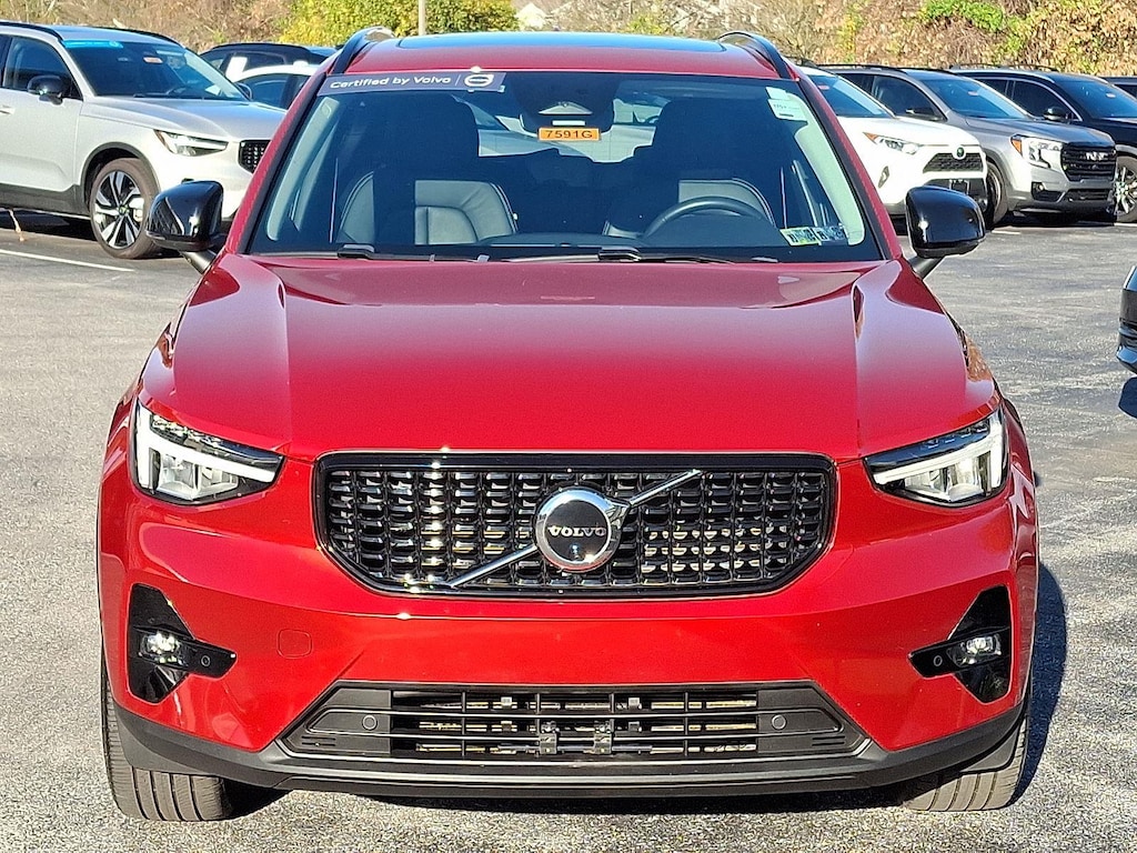 Certified 2023 Volvo XC40 Plus Dark Theme SUV