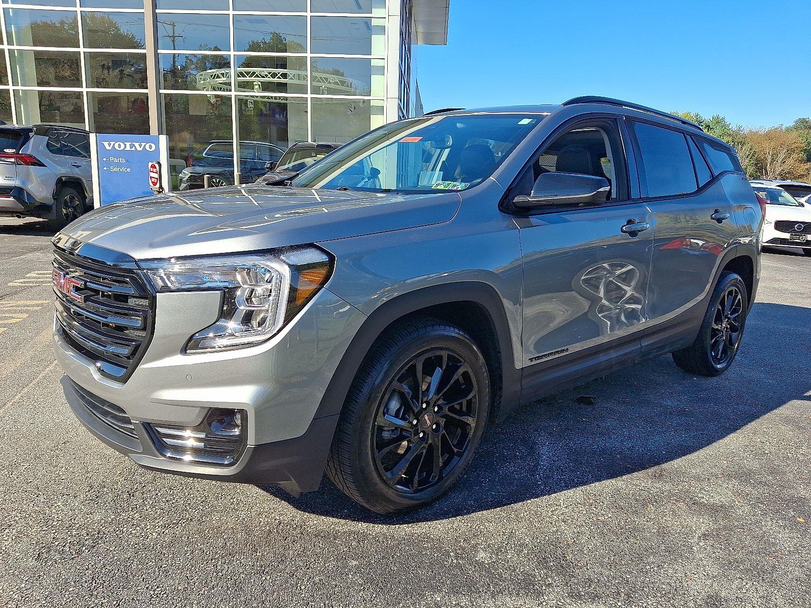 2023 Gmc Terrain SLT photo 3