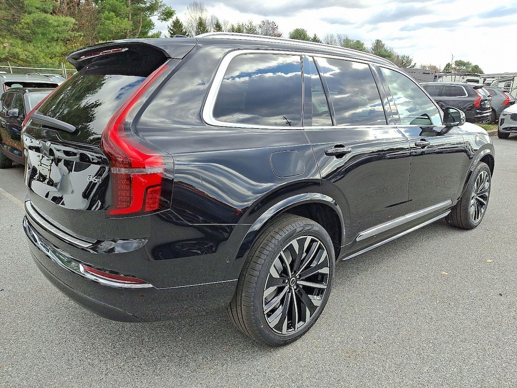New 2026 Volvo XC90 B6 Plus 7-Seater SUV