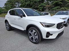 2026 Volvo XC40 B5 Plus AWD SUV