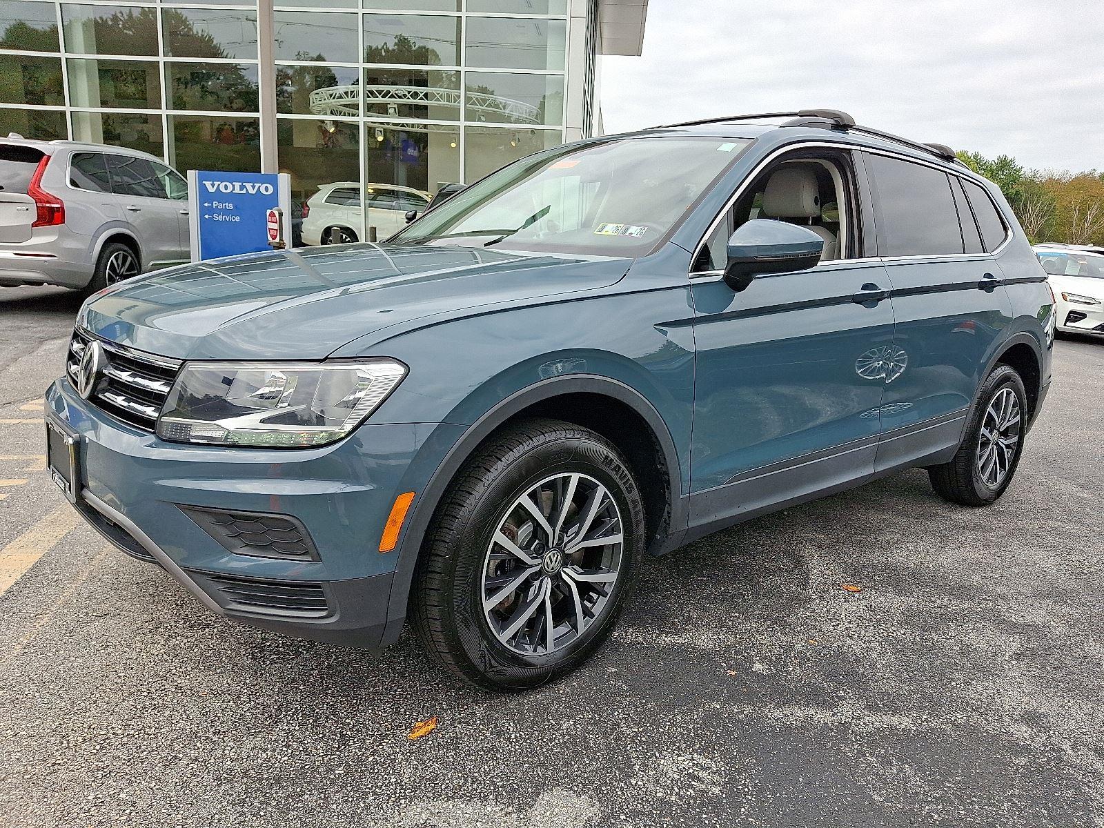 2019 Volkswagen Tiguan SE photo 2