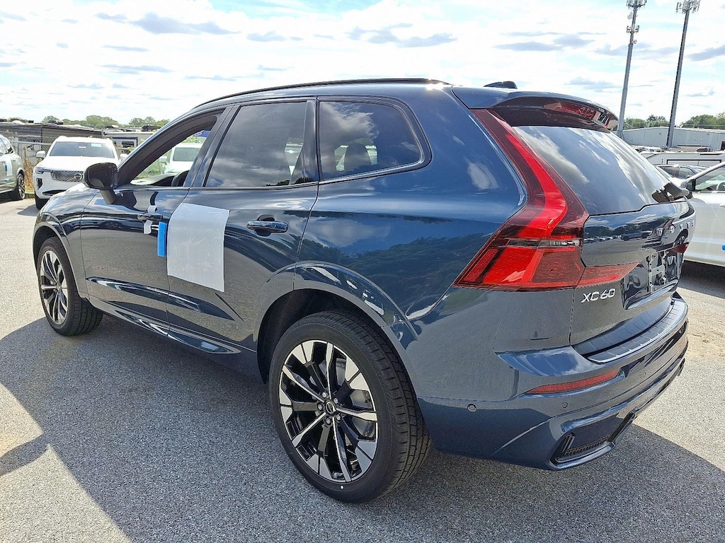 New 2026 Volvo XC60 B5 Plus SUV