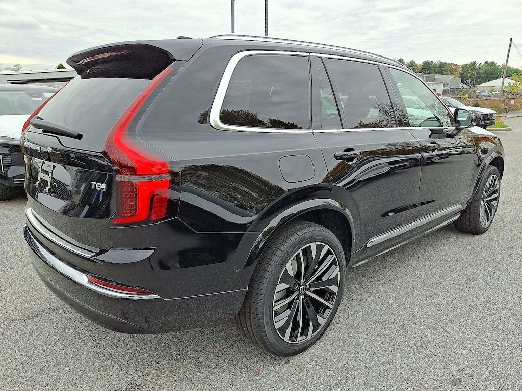 New 2026 Volvo XC90 plug-in hybrid T8 Ultra 7-Seater SUV
