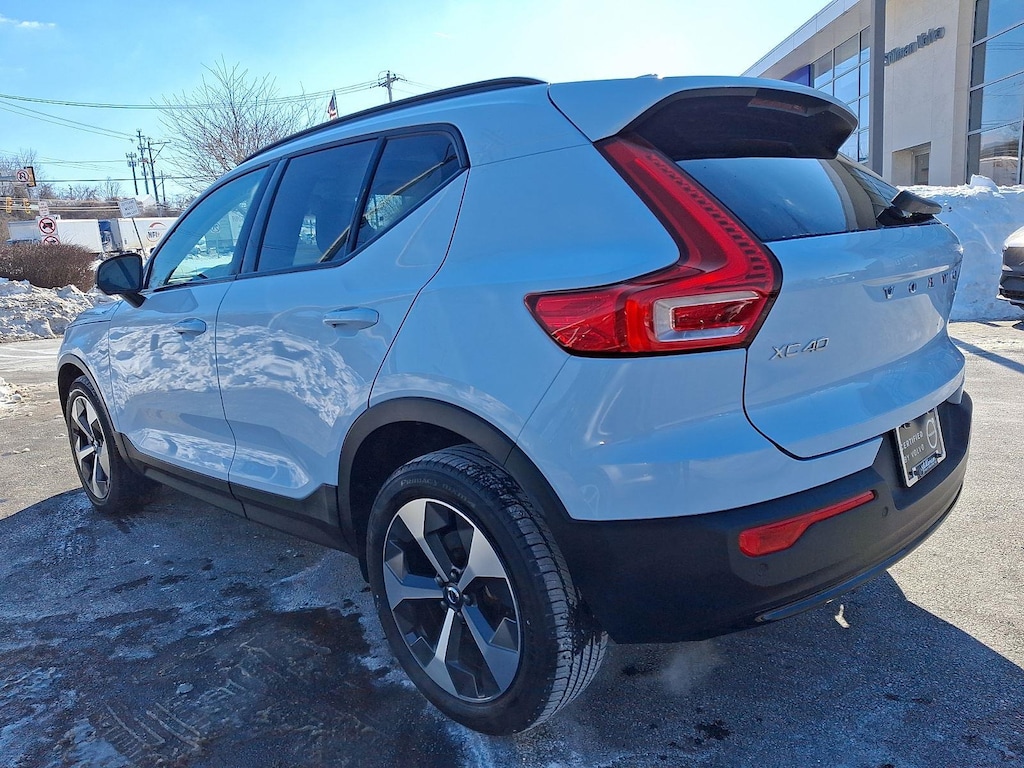 Certified 2024 Volvo XC40 Plus Dark Theme SUV
