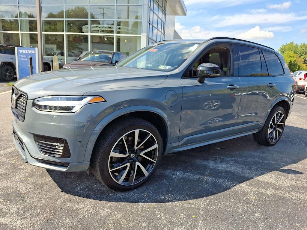 Certified 2023 Volvo XC90 Recharge Plug-In Hybrid T8 Eawd Plus Dark Theme 7-Passengers SUV