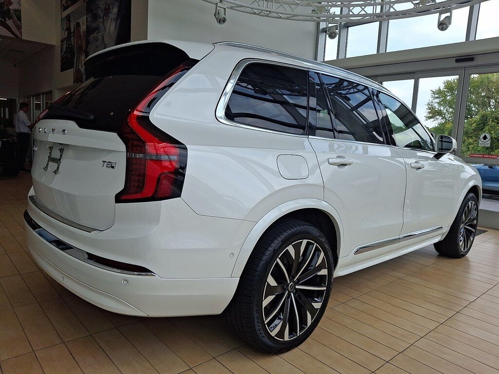 Certified 2026 Volvo XC90 plug-in hybrid T8 Plus 7-Seater SUV