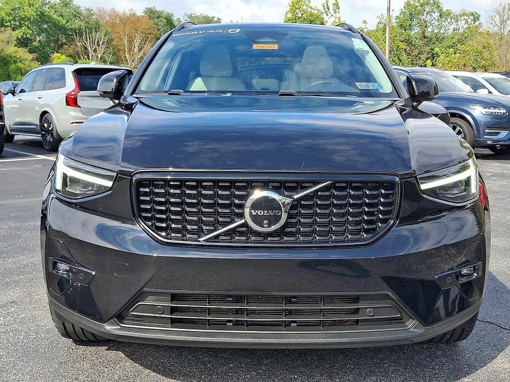 Certified 2024 Volvo XC40 Plus Dark Theme SUV