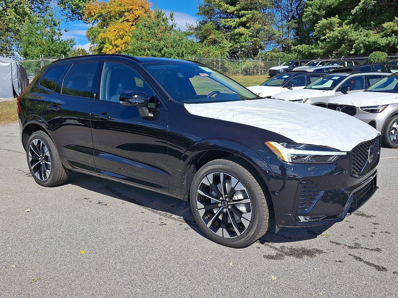 2026 Volvo XC60 Plus's photo